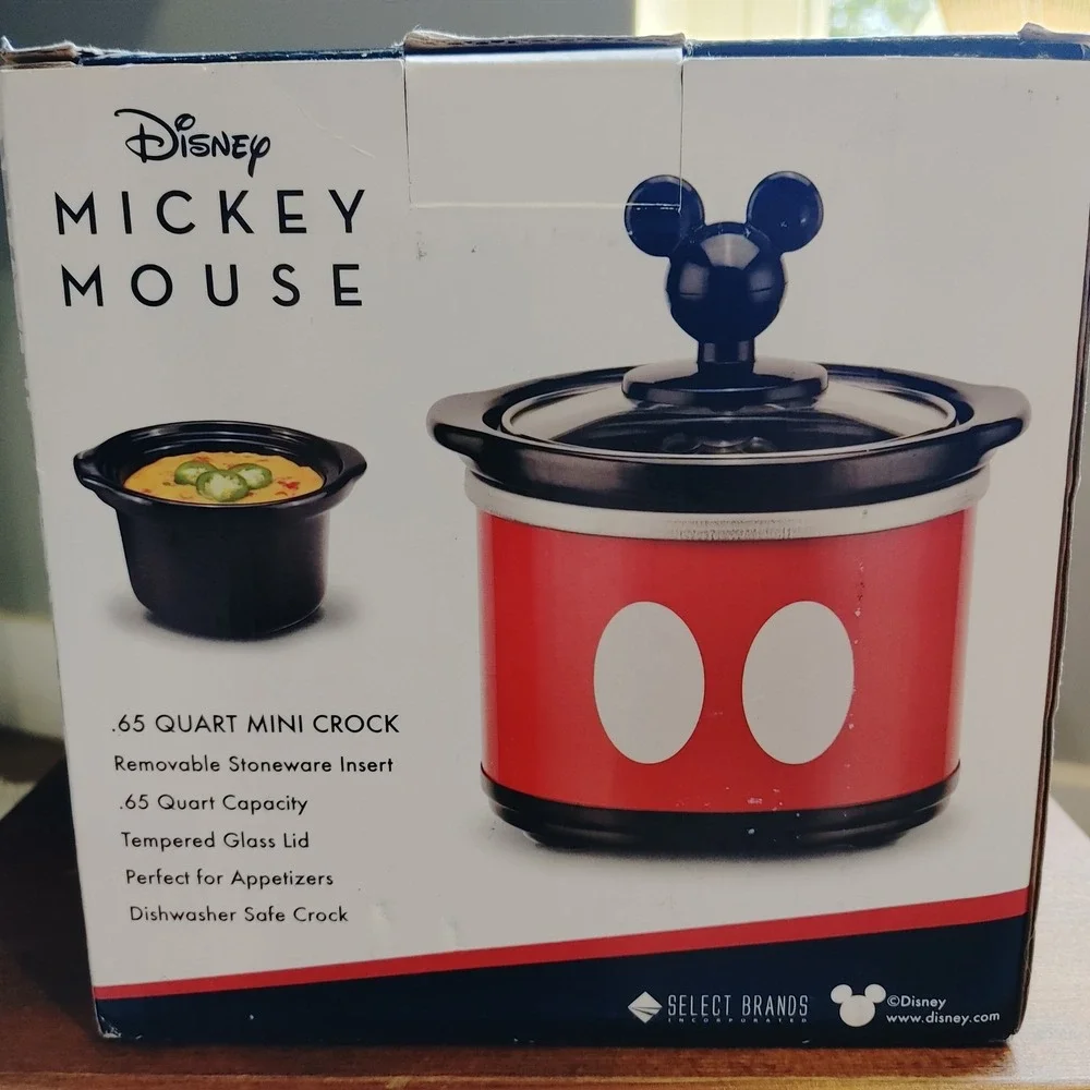 Disney Mickey Mouse Mini Slow Cooker .65 Quart Red Black DCM-065 Select Brands